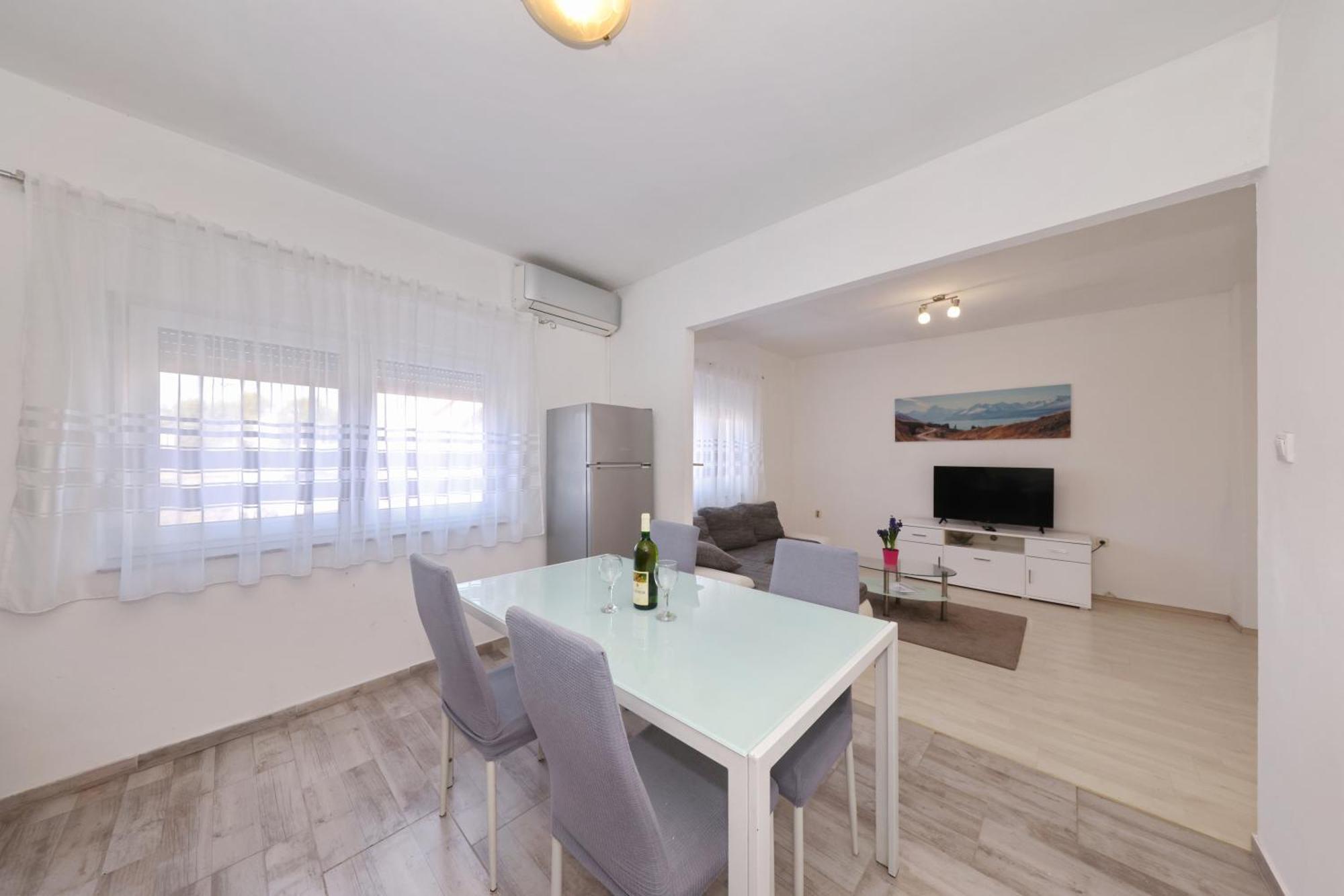 Apartment Mirela ซาดาร์ ภายนอก รูปภาพ
